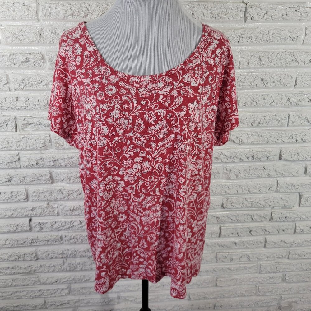 Basic Editions Women's XL Red White Floral T-Shirt Cotton Blend FLO32E